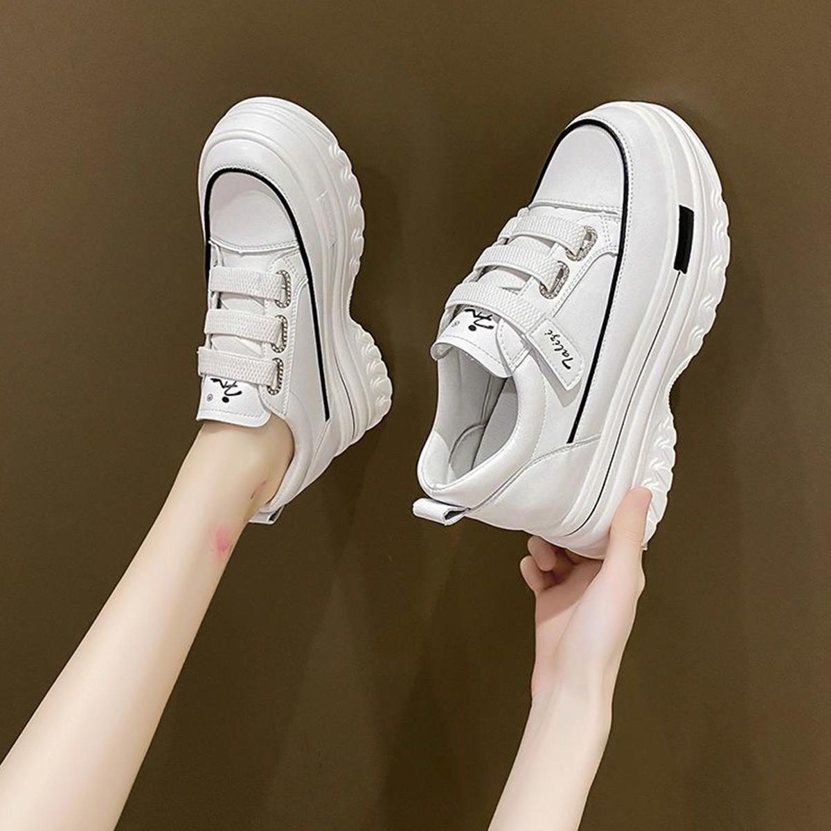 LURAD Sepatu Wanita Sneakers Trendy High Kuality sport casual Original Brand  Karet Shoes Cewek Round Toe Tanpa Hak Musim panas Hak Datar Musim dingin WL537