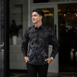 Mahkota hitam Kemeja batik pria lengan panjang premium furing Slimfit Katun Lembut
