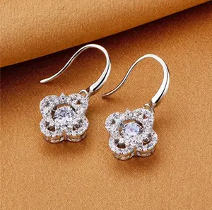 Anting Moissanite Wanita Terbaru Perak Sterling Silver 925 Enam Cakram Sederhana Batu Berlian Moissanite Asli 1.0 Ct Bersertifikat GRA Perhiasan Pria Dan Wanita