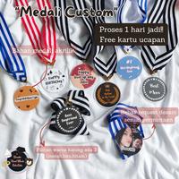 Gambar MEDALI PENGHARGAAN CUSTOM KADO PACAR CEWEK COWOK MURAH 20 RB BESTBOYFRIEND BESTGIRLFRIEND HADIAH ANNIVERSARY KADO ULTAH PASANGAN - Medali 2sisi dari Bonekahandmadesukasuka Kab. Sukoharjo 1 Tokopedia
