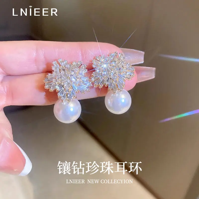 Hoa Tai Ngọc Trai, Hàng Mới Về 2024, Phổ Biến, Giá Cả Phải Chăng, Sang Trọng, Cao Cấp, Thiết Kế Cao Cấp, Thích Hợp Cho Khuôn Mặt Tròn, Hoa Tai Lung Linh Mùa Thu Và Mùa Đông 1
