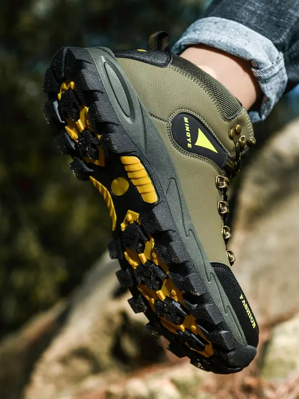 Men's 2024 Trendy Contrast Letter Print Lace Up Hiking Boots, Outdoor Sporty Mid Top Sneakers, Men Shoes for Summer Hiking Climbing Outdoor Activities, Rave Shoes, Gym Shoes, , Women Hiking Boots 2