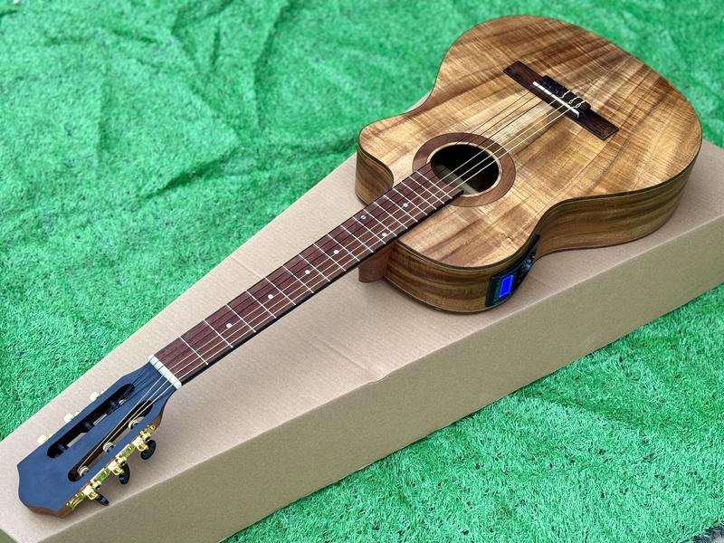 Đàn Guitar Classic T650- Cần lớn Dây Nilong- Gỗ Nhập Khẩu Ty chỉnh cần 2 chiều Phụ kiện tặng kèm