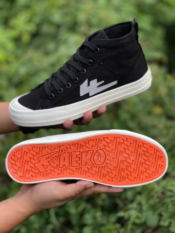 Product Introduction of [BISA NYALA] Sepatu Sneakers Aeko High Black Reflective original produk lokal made in Indonesia Canvas Casual 2