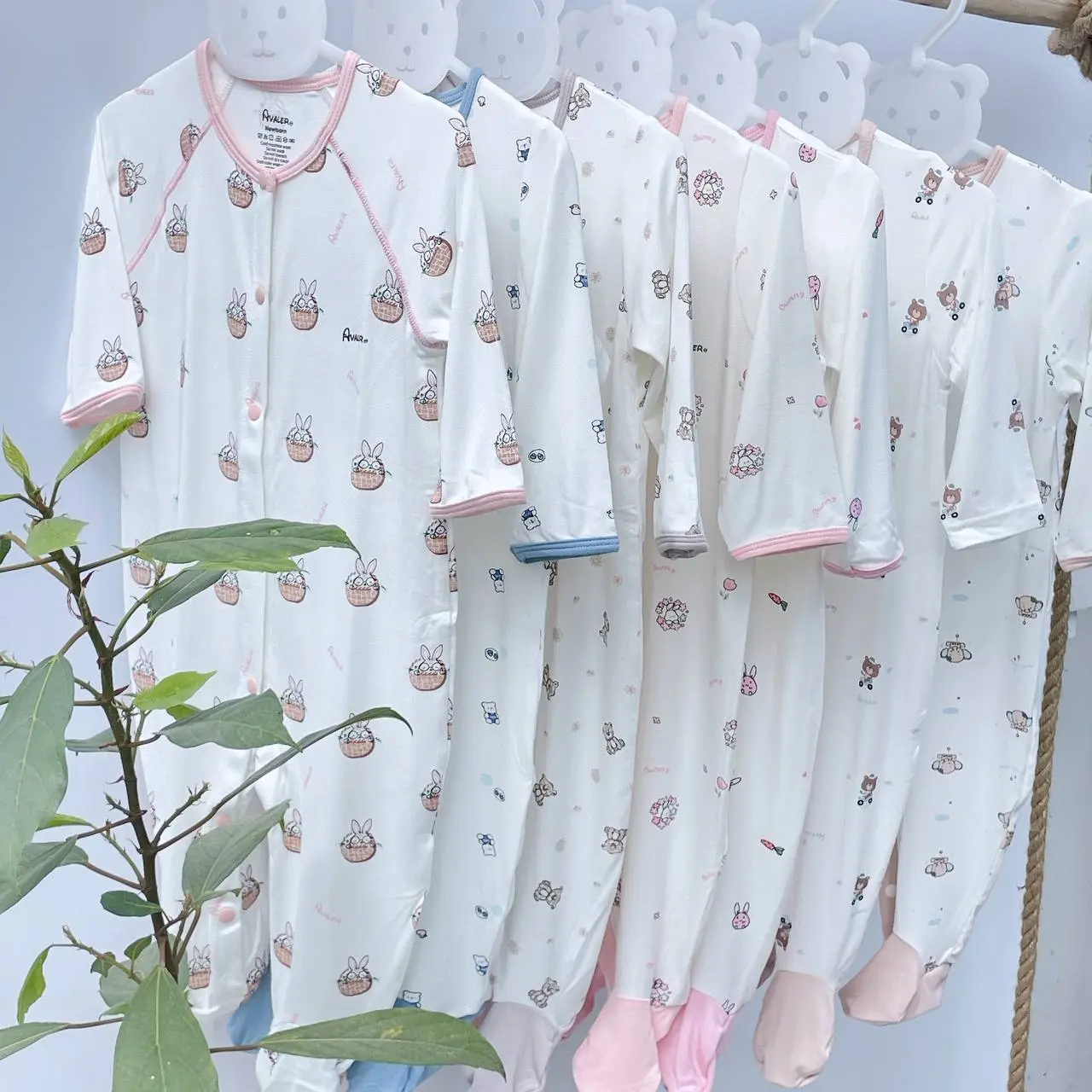 Body liền tất dài tay cao cấp cho bé từ 3M-9M - Vải sợi tre pha cotton siêu mềm mịn, êm ái