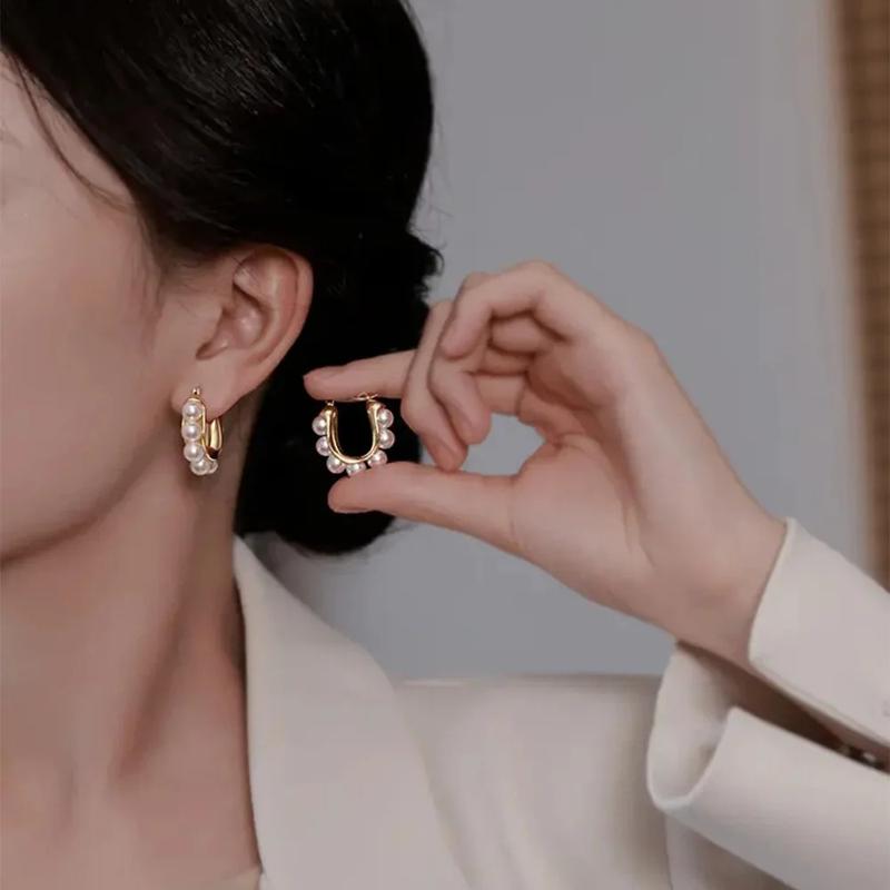 Product Introduction of 2024 New Retro Elegant Pearl like Oval Earrings for Women Fashion Classic Geometric Earrings Gift 2