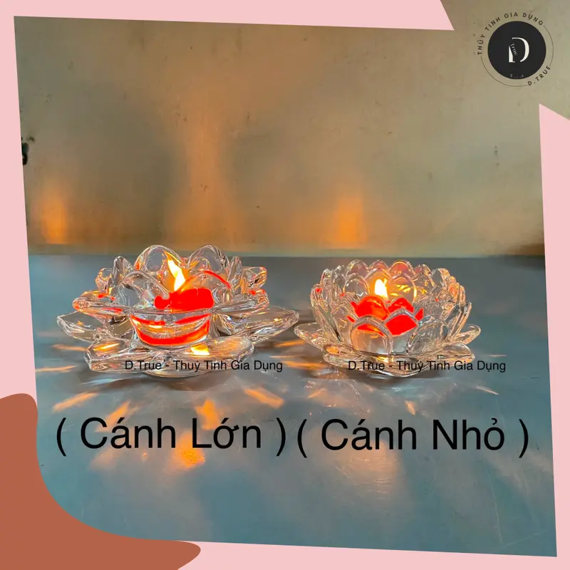 Đế Nến Thủy Tinh Nguyên Khối Kiểu Bông Sen Cánh Nhỏ Trong Suốt (Tặng Kèm Nến Mỗi Cái)) 7