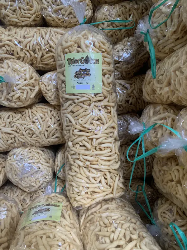 1kg - Extra Bubble Wrap Gabus Keju Cemilan Sichinta Bandung 2