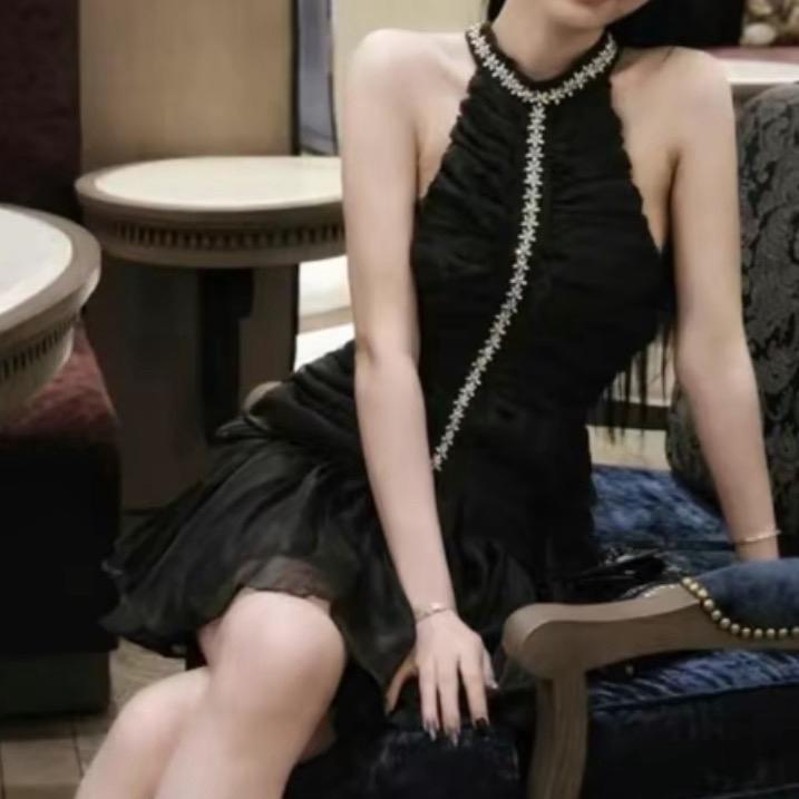 Đầm nhún cổ yếm đính dây đá dáng xoè kèm quần rời Nữ 3