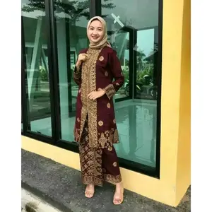 setelan songket model kebaya ada 4 warna