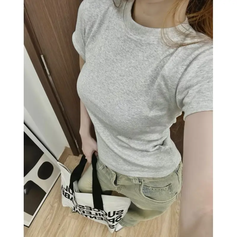 Áo Thun Baby Tee đen trắng chất Thun Gân Kiểu Co Dãn Ôm Body Cổ Tròn Tay Ngắn Dáng Dài ba196 Nữ Top Women 0