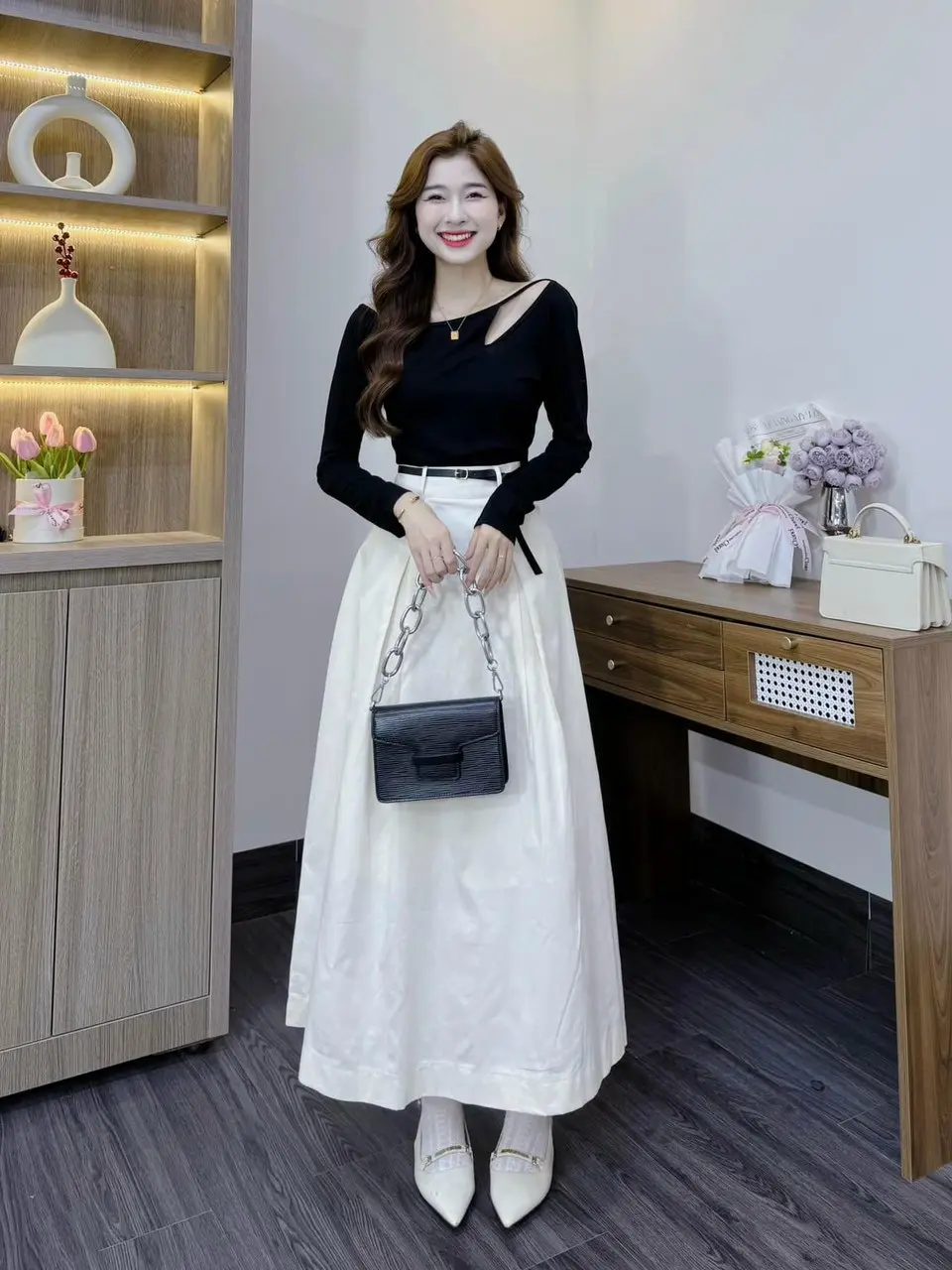 Sét Bộ Áo Dài Tay Cách Điệu + Chân Váy (kèm Nịt)