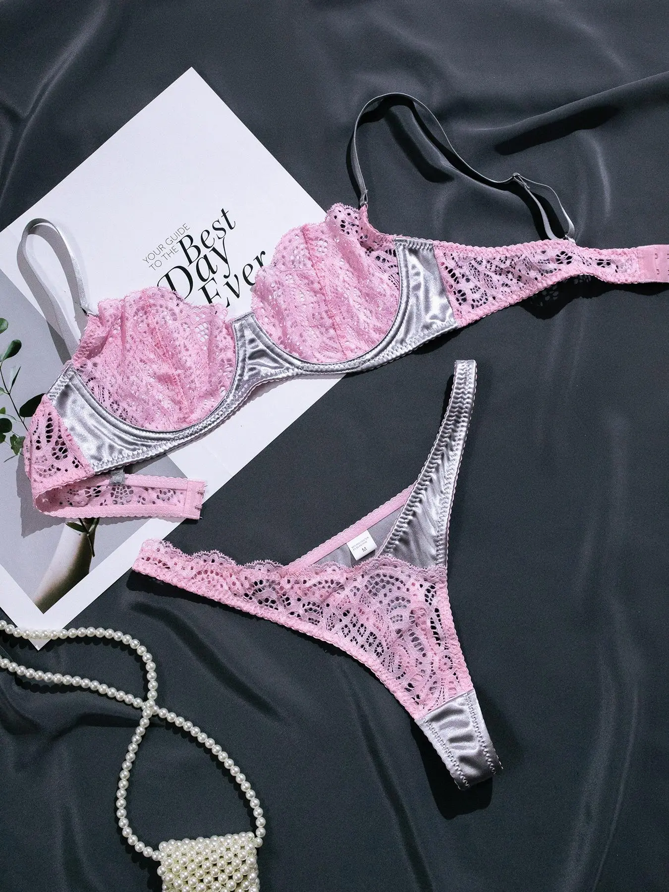 Two-Piece Set Women's Contrast Lace Underwire Bra & High Cut Hollow Out Panty Set, Naughty Lingerie, Elegant Soft Comfortable Breathable Underwear Set For Daily Wear, Lingerie Set For All Seasons, Women's Underwear Set, Bra Sets