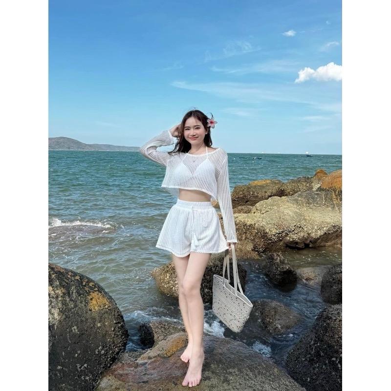 Đồ bơi đi biển ba món áo bra có mút phối khoác REN LỖ tay dài Quần short trẻ trung cá tính