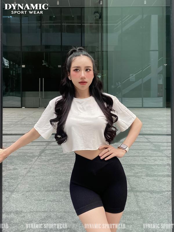 Set tập thể thao nữ Endurance gồm quần đùi và áo Croptop vải co giãn 4 chiều siêu mịn