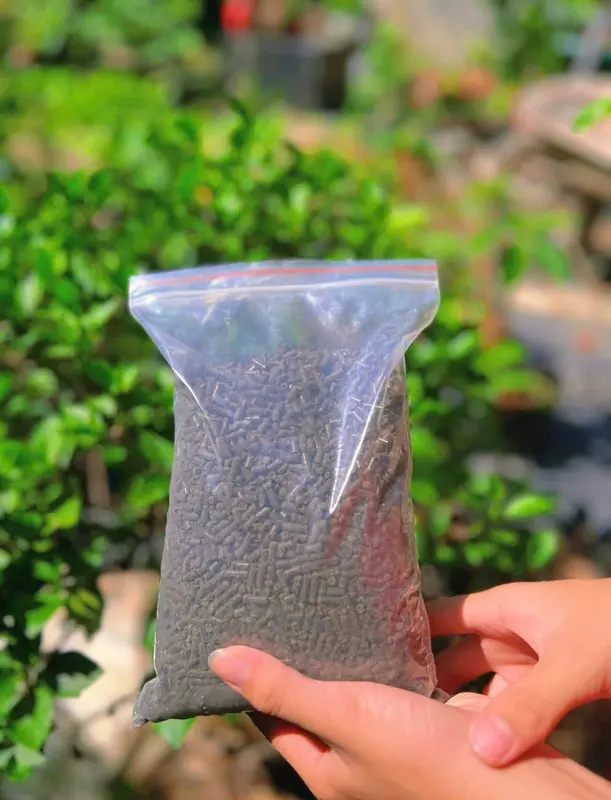 phân cá hữu cơ cho cây trồng, bảo vệ cây khỏi tác hại của phân bón hóa học (túi 1kg) 2