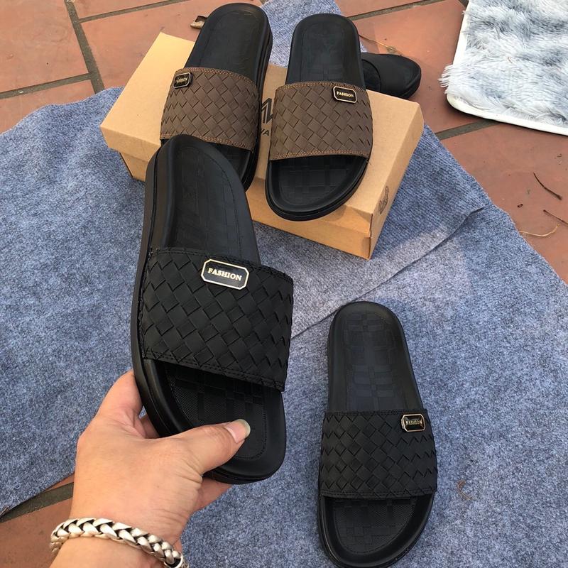 [Khâu Đế] Dép nam quai da cao cấp Quai Đan 2 lớp logo fashion chống gỉ-dép Lê nam khâu quai xuyên đế chắc chắn,bền Bỉ, chống nước,chống trơn trượt Đế Bằng DéP Slipper Cao Su Đồng