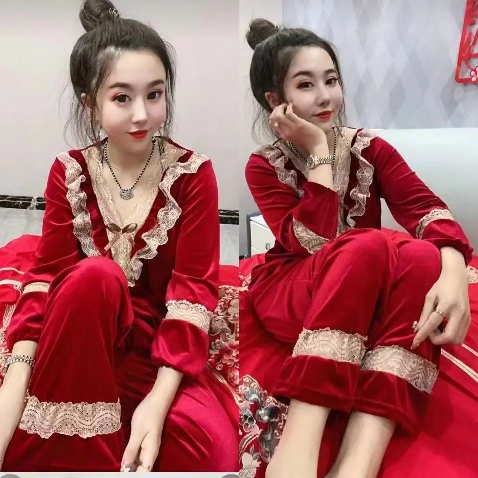 Bộ Đồ Ngủ Mùa Thu Và Mùa Đông, Bộ Đồ Nhung Vàng Cho Nữ, Dáng Rộng Vừa Vặn, Thời Trang, Khâu Gợi Cảm, Ren, Ngoại Cỡ, Phong Cách Hàn Quốc, Người Nổi Tiếng Trên Internet, Đồ Mặc Nhà, Hàng Mới Về Ngày 24 Tháng 12 Năm 2022