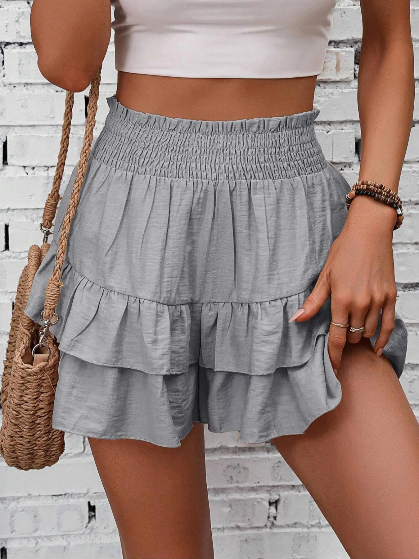 Women's Plain Ruffle Hem Shirred Wide Leg Shorts, Casual Elastic Waist Shorts for Summer, Women's Bottoms for Daily Wear, Going Out Bottoms, Womenswear