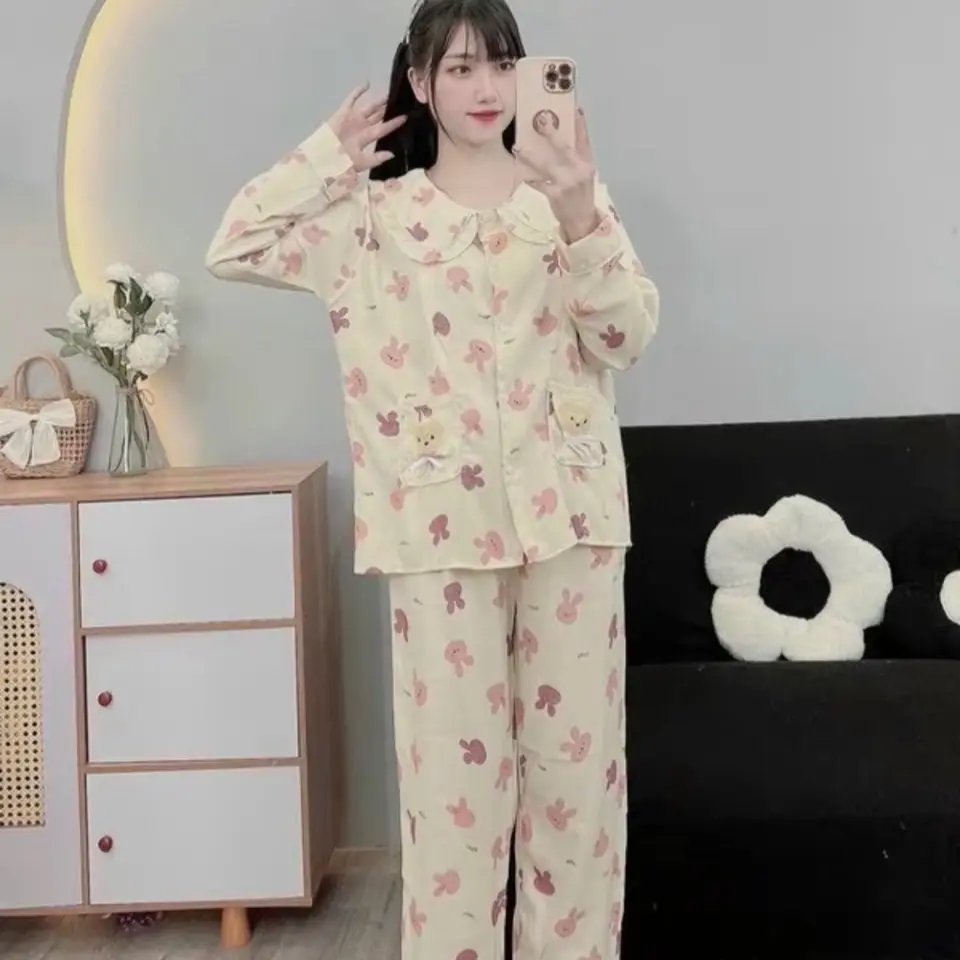 Bộ đồ ngủ nhiều hình xinh mặc mát mùa hè, chất liệu đũi Gân. Có 8 màu và 2 size (38-57kg)