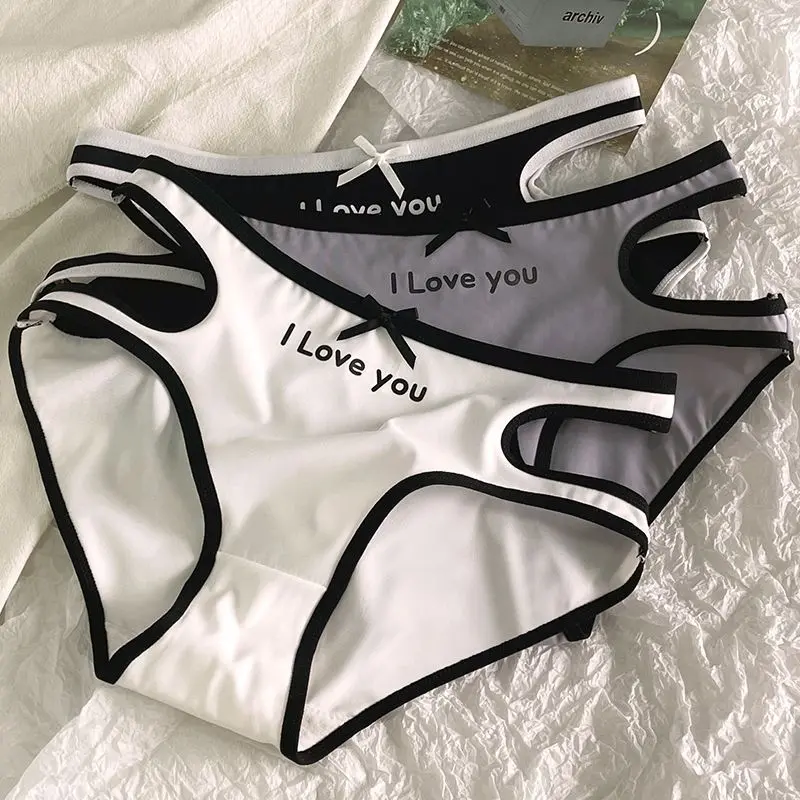 Quần Lót Nữ Đúc Su Cạp Vừa Thoáng Mát, Đính Nơ Họa Tiết Chứ Độc Đáo HL BOUTIQUE L609 Cotton Women Cạp Cao Voi 1