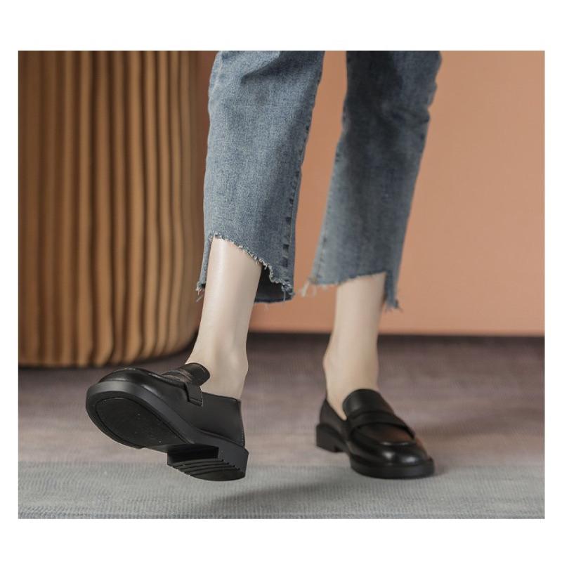 Product Introduction of 3221 Giày Moca Loafer Nữ Giày Màu Kem Đen Có Sẵn Fullbox QCCC 20