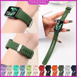 Tali Jam Tangan Metal Buckle Soft Silicone Strap for Huawei Band 10 / Huawei Band 9 / Huawei Band 8 Replacement Wristband Adjustable Bracelet Belt Sport Rubber Band Accessories for  Smartwatch Huawei Band 9 8 10 NFC