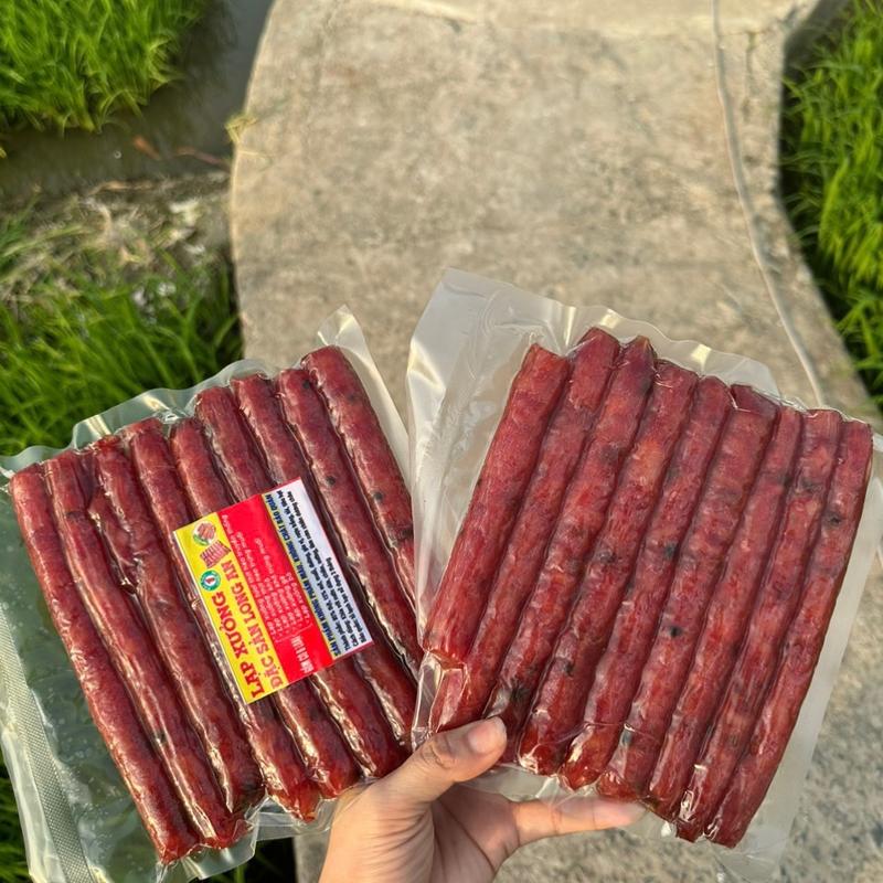  1 KG lạp xưởng nạc heo sấy khô   Nhà Tony Móm   Food   1 kg gồm 2 bịch   
