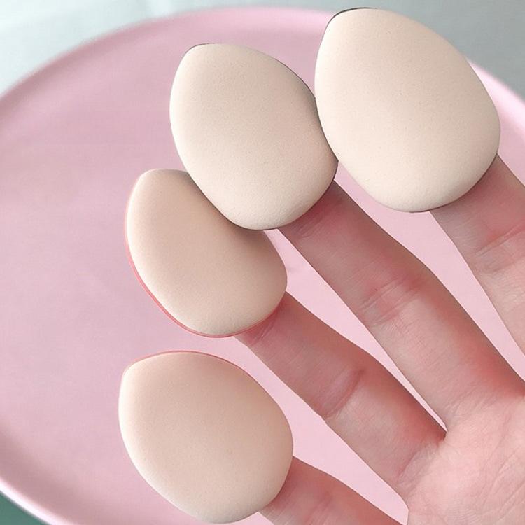 Product Introduction of Bông Đệm Khí Ngón Tay Mini, Bông Trang Điểm, Bông Đệm Khí Làm Đẹp Che Khuyết Điểm, Không Ăn Phấn Cosmetic Nữ Mỹ Phẩm Women mút cushion  art3m1s foxie  mút 5