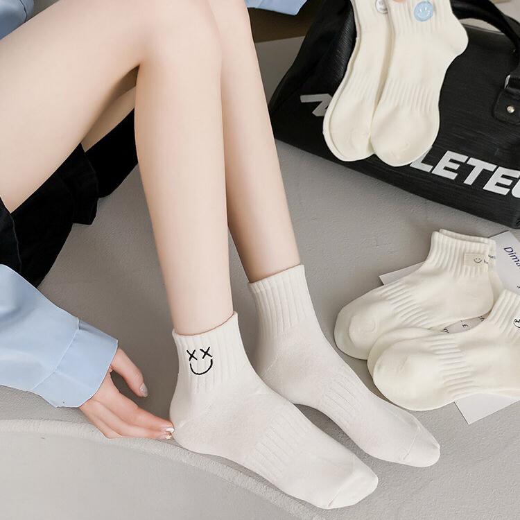 Tất cổ ngắn nữ chất liệu cotton, họa tiết thêu dê thương - Cherry Shop 5