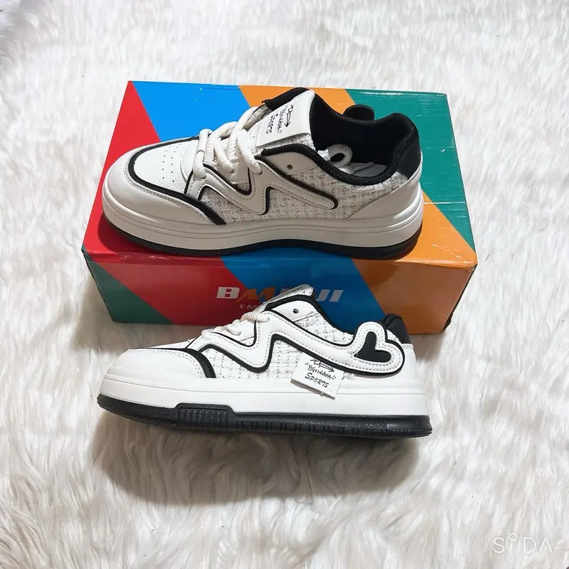Giày thể thao nữ, đế độn, cao 3-5p Shoes Sneaker 3
