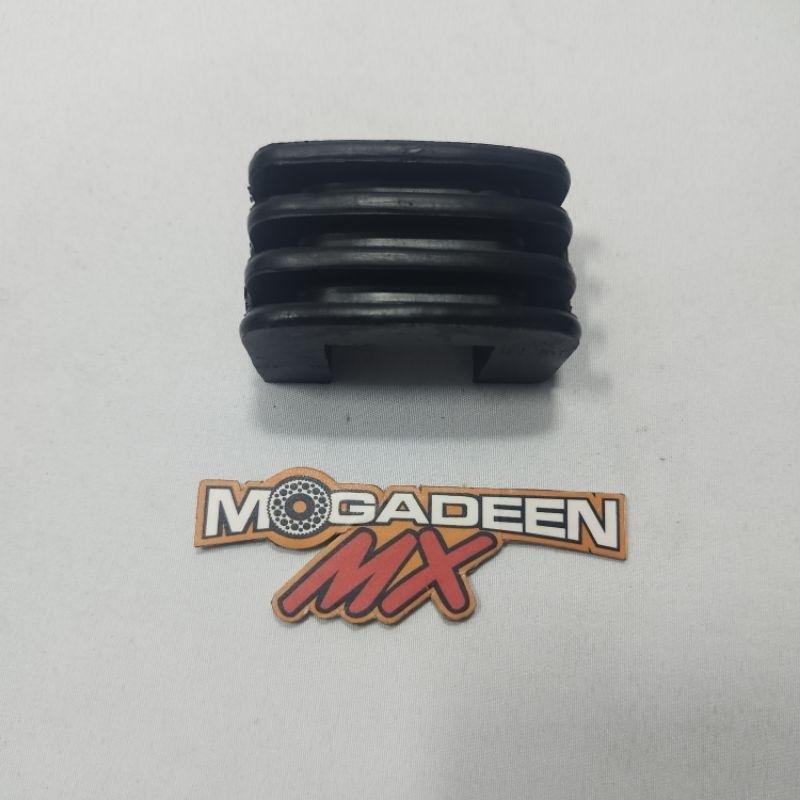 Karet Tangki Tengah Suzuki TS125 TS 125 *
