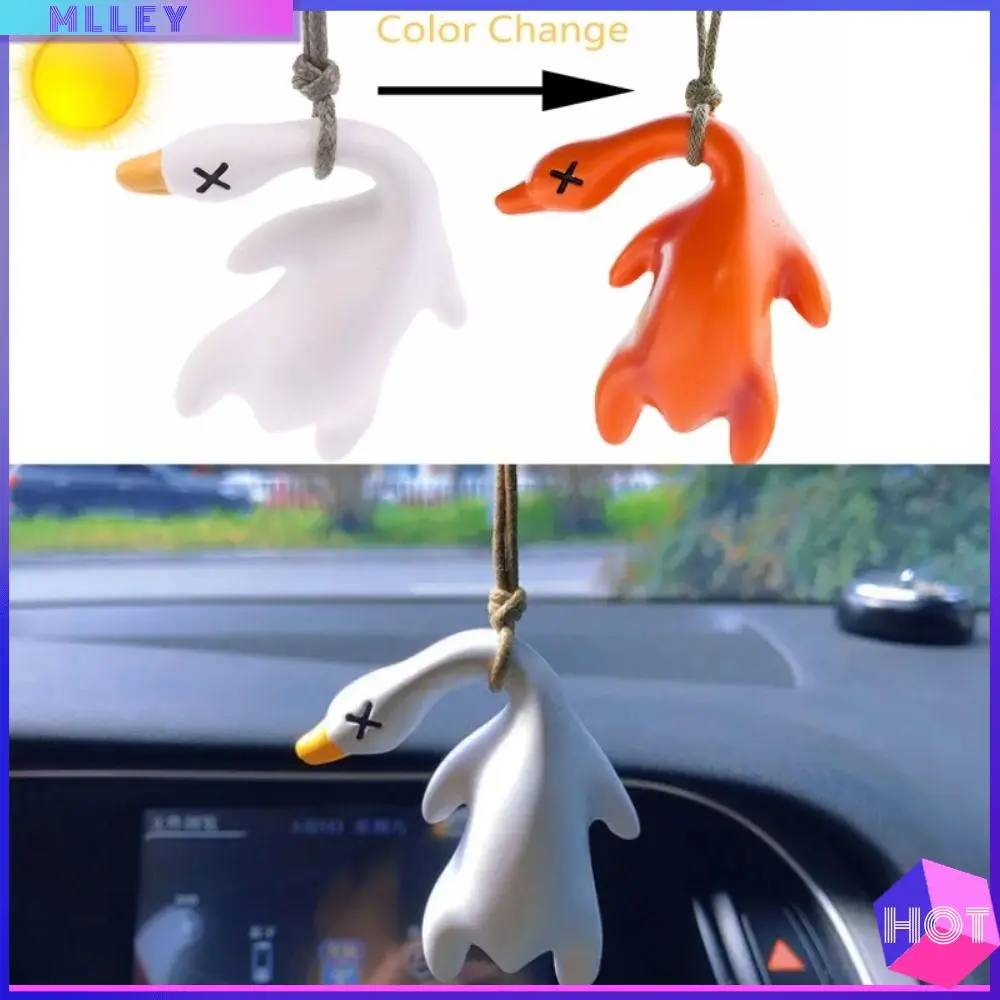 New Small Duck Car Pendant Exquisite Cartoon Rearview Mirror Pendant Discoloration Decoration Car Swing Pendant