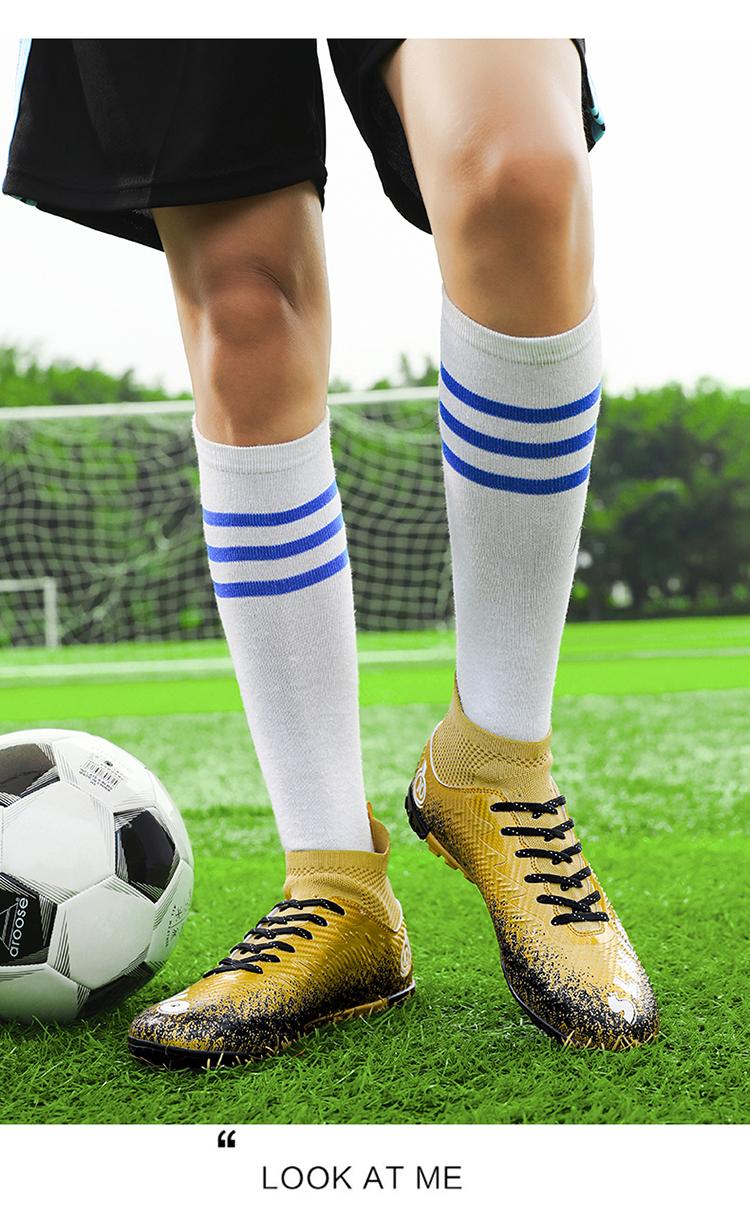 Product Introduction of （SIZE 33-46）Ready Stock Unisex Plus Size Football Shoes Outdoor Futsal Soccer Shoes Non-slip Training Shoes 27