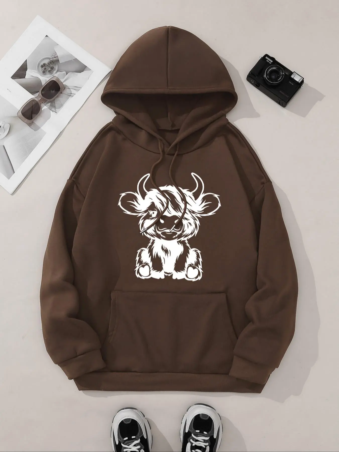 Women's Cow Print Drop Shoulder Hoodie, Fashion Casual Drawstring Pocket Hooded Sweatshirt for Daily Holiday Outdoor Wear, Ladies Clothes for Spring & Fall