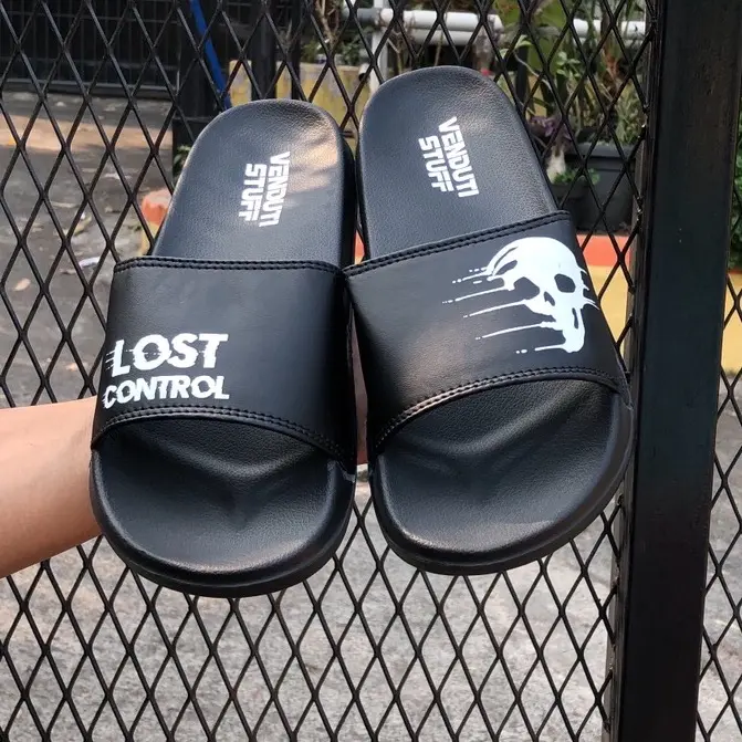 3 Warna Sandal Slop Venduti Stuff Lost Control Series Original 2