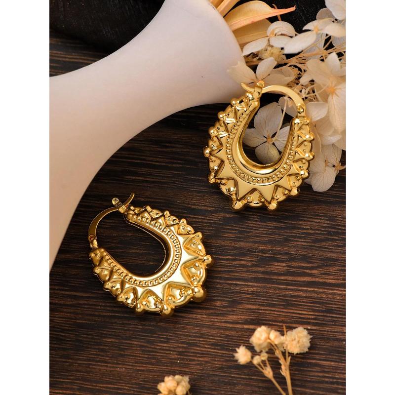 1 Pair 18k Gold Plated Stainless Steel Vintage Crown Horseshoe Earrings Fashion Simple Non Fading Women's Earrings Can Be Given As A Gift To Friends, Colleagues And Mothers 2