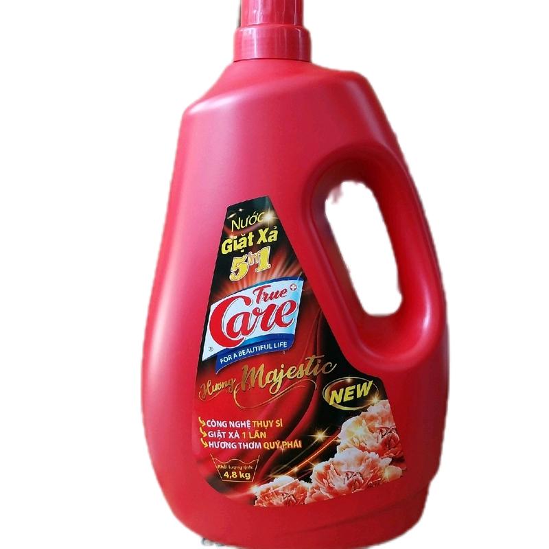 Bình 4.8kg nước giặt xả 5in1 True Care giặt sạch thơm lâu, không cần dùng nước xả, hương thơm sang trọng và quý phái. Nước giặt quần áo thơm. Làm Sạch