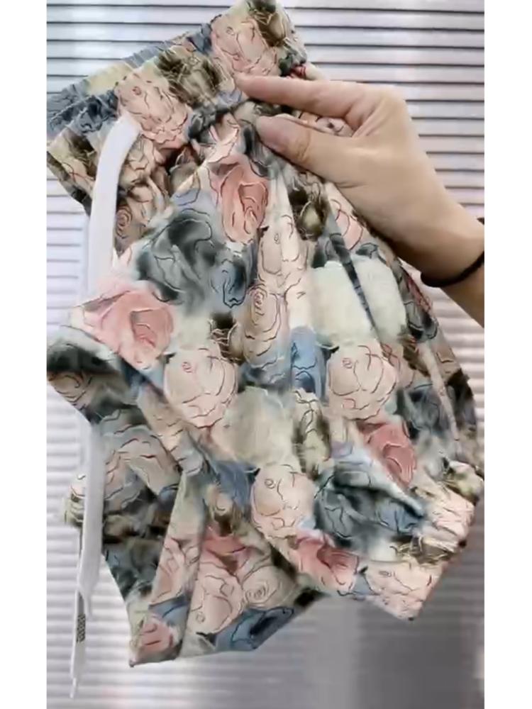 Product Introduction of Quần Mùa Hè, Quần Legging Lụa Lạnh Quần Hoa Mỏng Dáng Rộng Rãi Và Mỏng, Quần Thường Ngày Cho Nữ, Quần Cropped Xén, Quần Có Gân Mắt Cá Chân, Phong Cách Harem Women 4