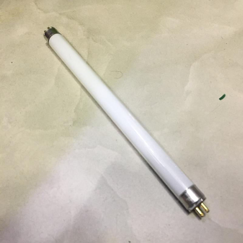 Bóng đèn bắt muỗi T5 6w (22.5cm) ánh sáng xanh dùng cho đèn bắt muỗi loại tốt