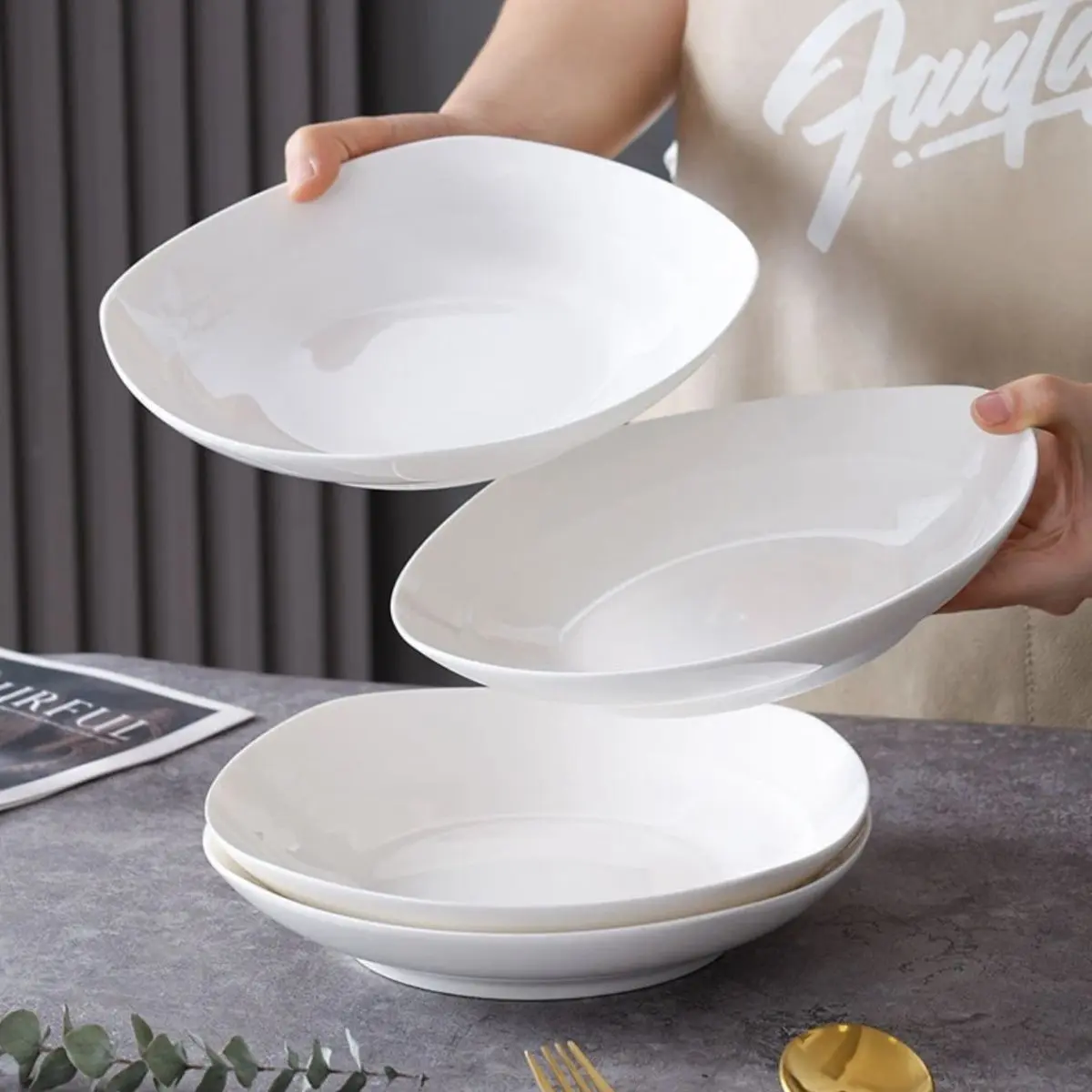 Pinggan Segi Empat, Gaya Ins, Cantik, Sesuai untuk Isi Rumah, Boleh Disesuaikan, Boleh Digunakan sebagai Pinggan Salad atau Sup, Mewah dan Kesederhanaan, Pinggan Dalam, Gaya Seramik Nordic, Harga Mampu Milik Kitchenware