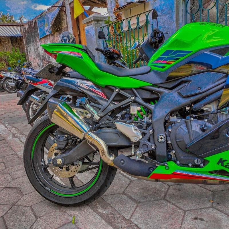 Knalpot Conical Slip On ZX25RR/ZX25R 2023 Motor 5