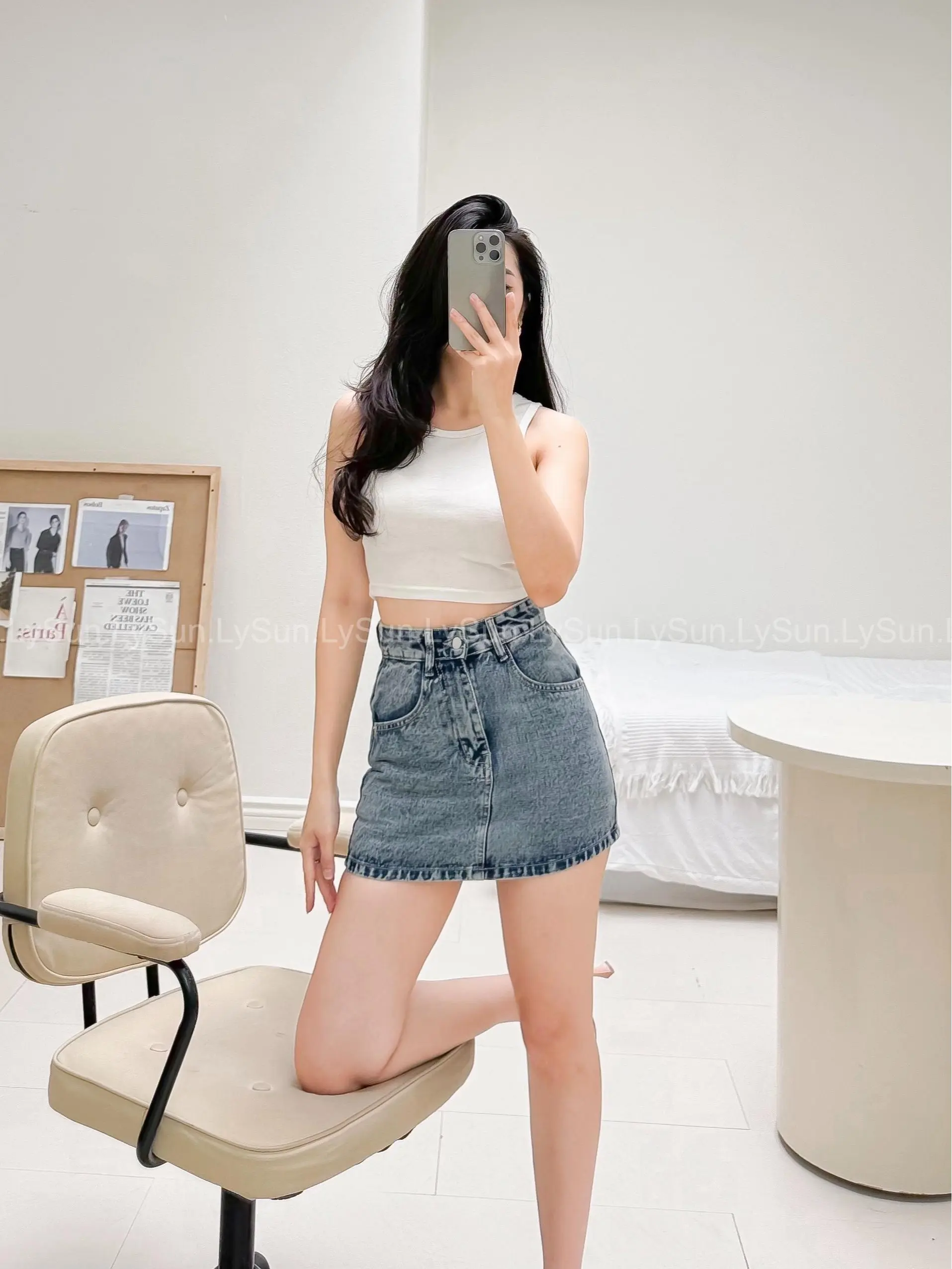 Chân Váy Jeans Chữ A cotton không co dãn màu xanh sáng CVO1 quang i