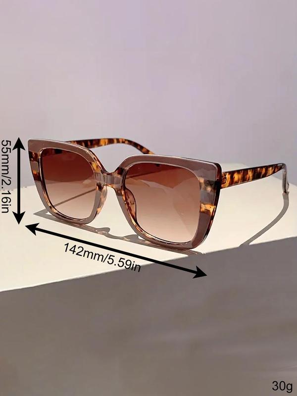 Vintage Simple Tinted Lens Sunglasses for Women, Large Square Frame Black Sunglasses, Fashion Sunshade Sunglasses, Travel Accessories for Trip & Driving Use 3