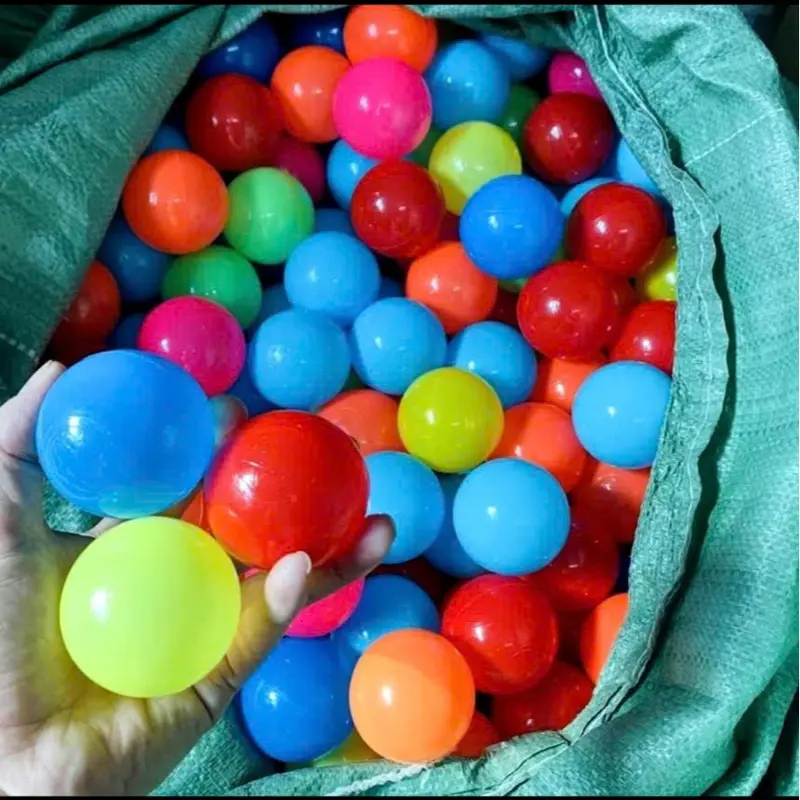 Bóng nhựa đủ màu cho quây bóng, nhà bóng, bể bơi 0