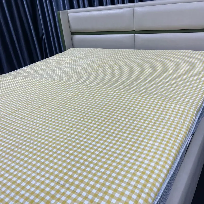 Đệm toper thế hệ mới (Size nhỏ)giá tại xưởng dày 3-4cm, mềm mại êm ái, lót bông tấm êm ái, vỏ đệm có thể tháo giặt thoải mái 8