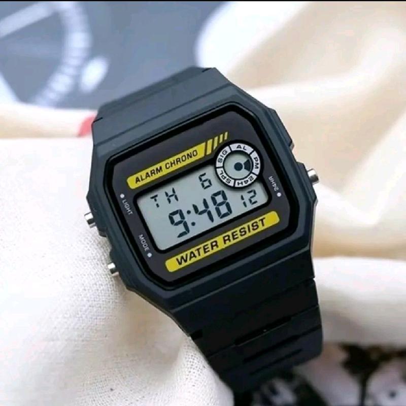 Đồng hồ điện tử thể thao Kháng nước 30M dây cao su bền bỉ size 35*38mm, có báo thức, có bấm giây, có hiển thị lịch ngày tháng, tặng hộp tặng pin đi kèm Watch Đeo Tay Nam