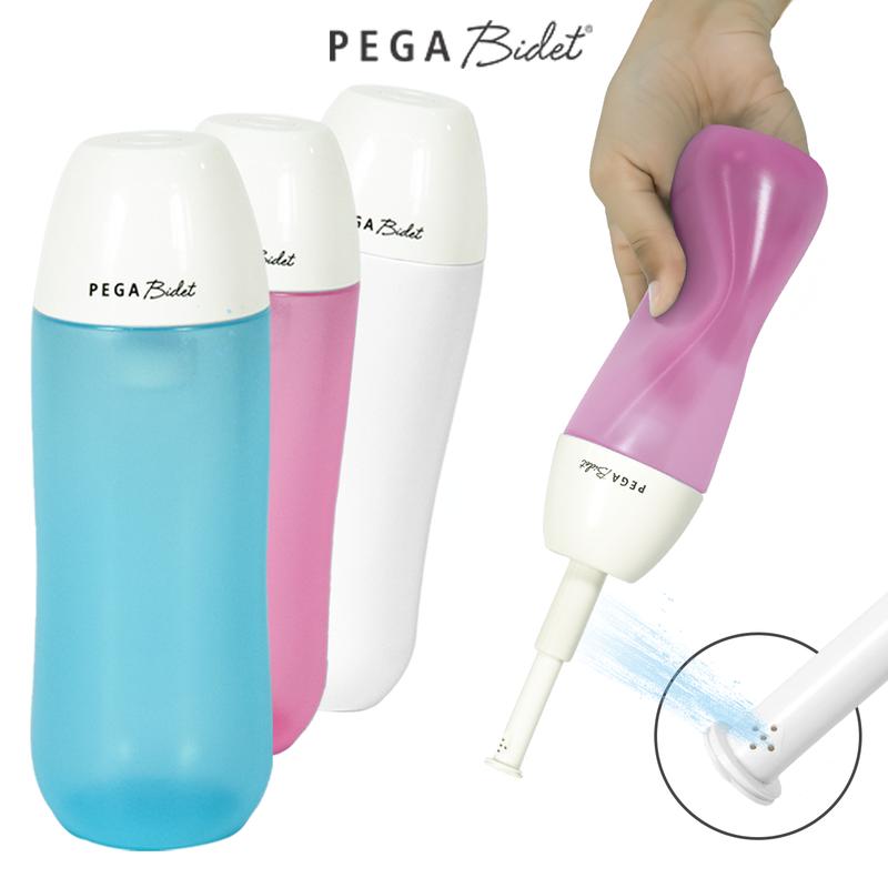 Bình xịt vệ sinh, Vòi rửa vệ sinh cầm tay PegaBidet P100, dành cho rửa vệ sinh em bé, người già, người đi du lịch. Bình chứa 400ml nước, vòi rửa có thể thu gọn