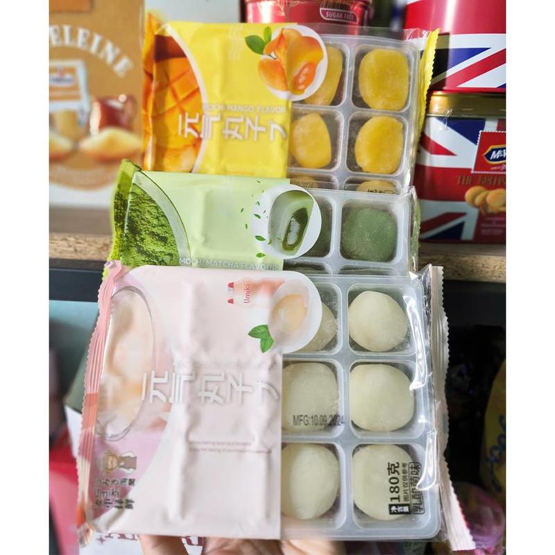 Khay 12 Bánh Mochi Dẻo Nhân Kem vỊ Sữa Chua, Trà Xanh, Xoài 180g B228
