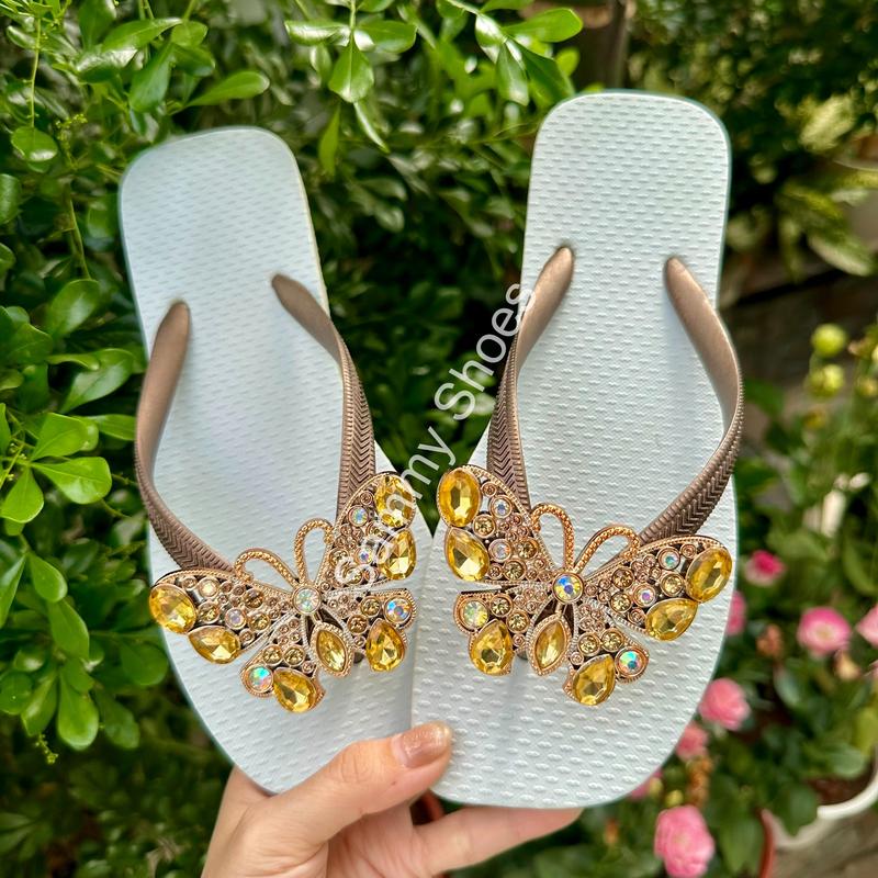 [Mũi Vuông-charm Bứm quạt vàng] DÉP XỎ NGÓN NỮ GẮN CHARM BỨM QUẠT VÀNG (GOLD) SÁNG LẤP LÁNH MIX CÙNG 18 MÀU ĐẾ CAO SU ÊM ÁI THOÁI MÁI DéP Shoes GiàY dép  quai  kẹp dép  kẹp  xỏ  ngón  nữ